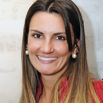 Flávia Meyer