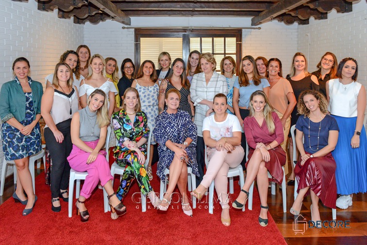 Decore Comigo | Encontro de mulheres em homenagem ao dia das mães.