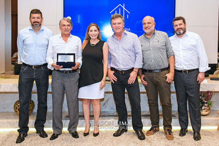 CONFRARIA IMOBILIÁRIA DE CURITIBA