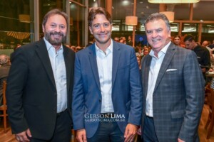 A Confraria Imobiliária de Curitiba nasceu de um grupo de corretores de imóveis, todos credenciados junto ao Conselho Regional de Corretores de Imóveis do Paraná (CRECI-PR), formado por 40 proprietários das principais imobiliárias da cidade. Eles se reúnem uma vez por mês com o intuito de promover conhecimento e debates de interesse para o setor, que contribuam com o fortalecimento do mercado imobiliário.