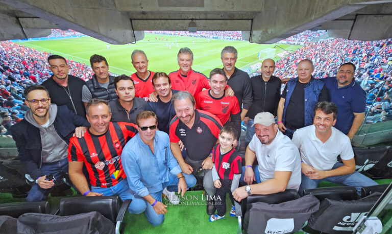Carlos Eduardo Canto | Recebe amigos na Ligga Arena