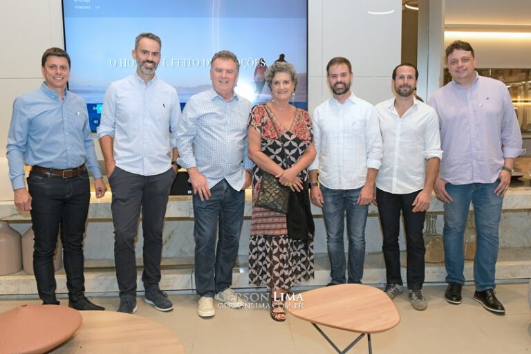 Confraria Imobiliária de Curitiba recebe convidados ilustres