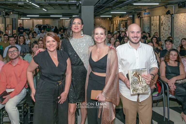 Kinta Acabamentos | Inaugurou sua nova vitrine