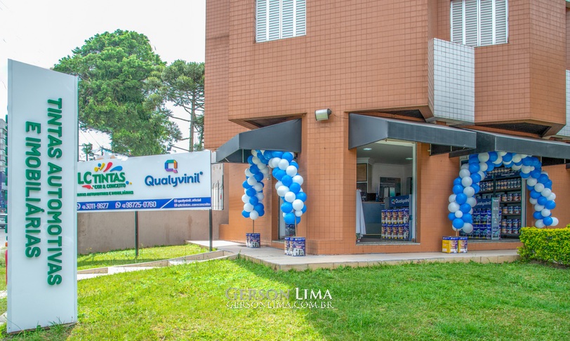 A Qualyvinil Tintas anuncia a inauguração de sua primeira loja conceito em Curitiba, no bairro Portão, localizada na Rua São Matheus, 491. Com uma metragem de 100m², a loja 