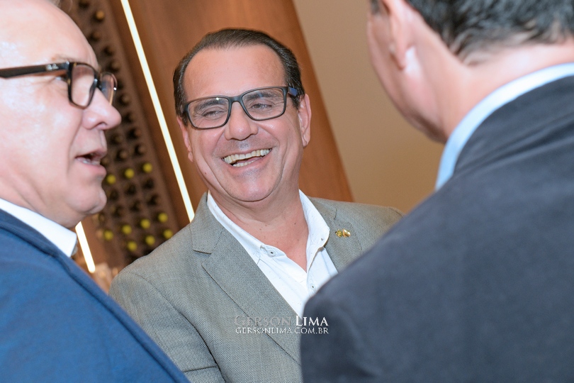 Confraria Imobiliária de Curitiba celebra mês do corretor de imóveis