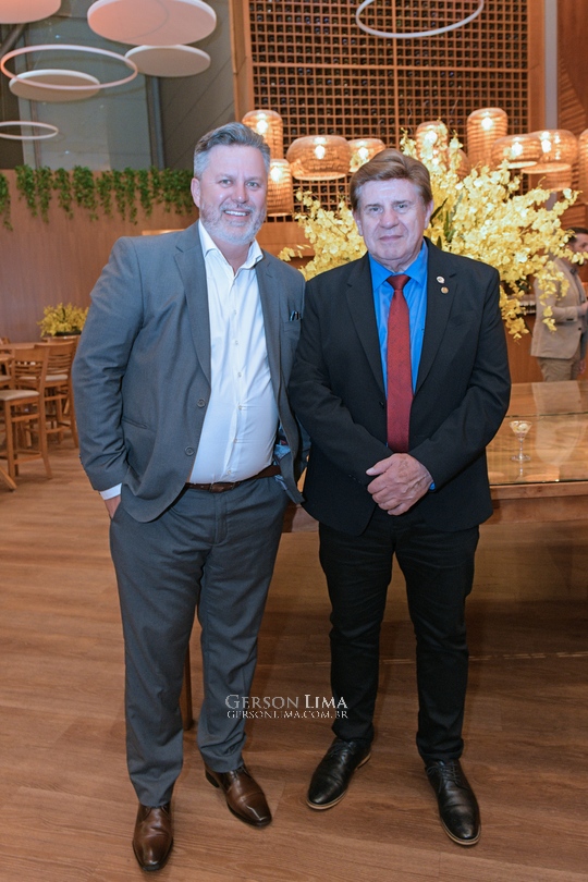 Confraternização marca nova etapa da ADPI-PR no Clube Curitibano