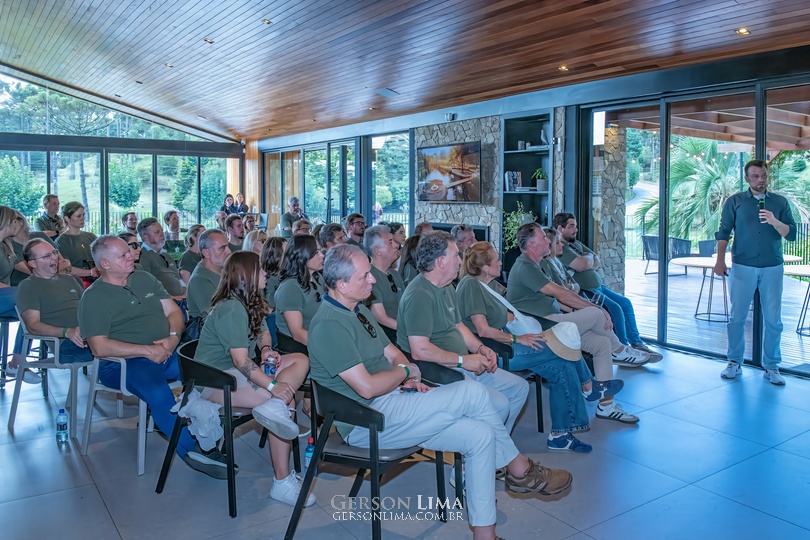 corretores-curitiba-alto-padrao-campo-alegre-sc-076