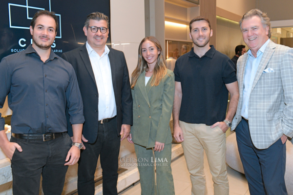 CONFRARIA IMOBILIARIA CURITIBA 001