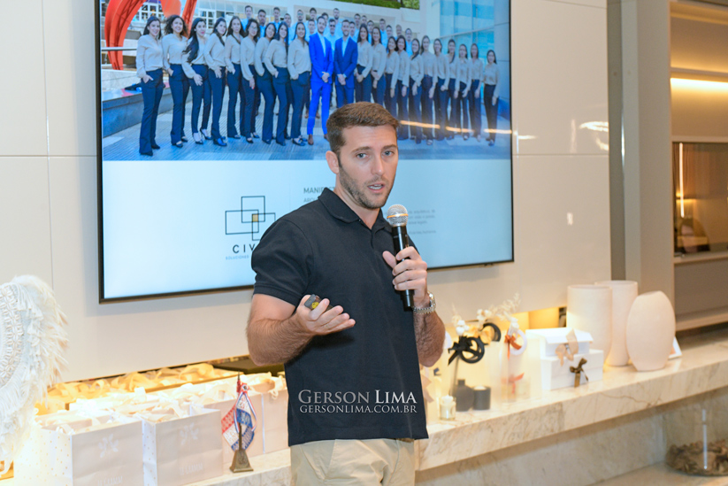 CONFRARIA IMOBILIARIA CURITIBA 201