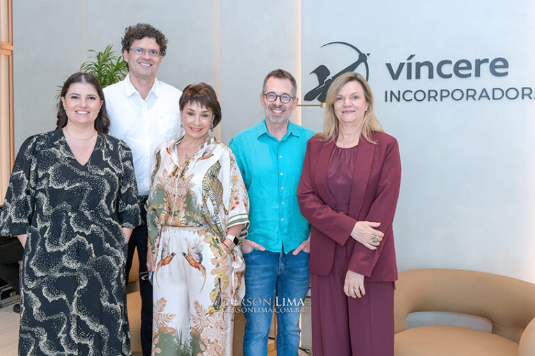 Arte Batel recebe exposição “Entre Jardins e Memórias”, de Juliane Fuganti