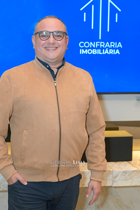 CONFRARIA IMOBILIÁRIA CURITIBA 082