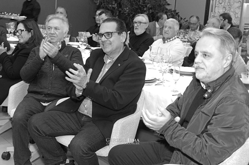 CONFRARIA IMOBILIÁRIA CURITIBA 174