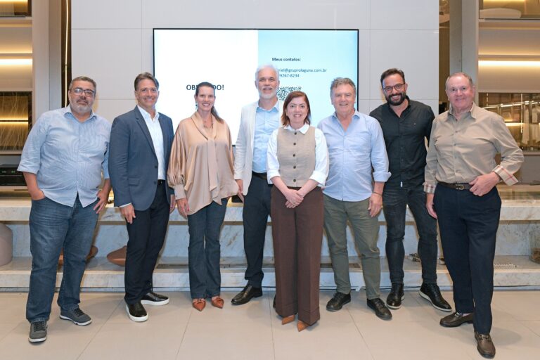 CONFRARIA DE CONSELHEIROS E GOVERNANÇA RECEBE PRESIDENTE DO CONSELHO DO GRUPO LAGUNA