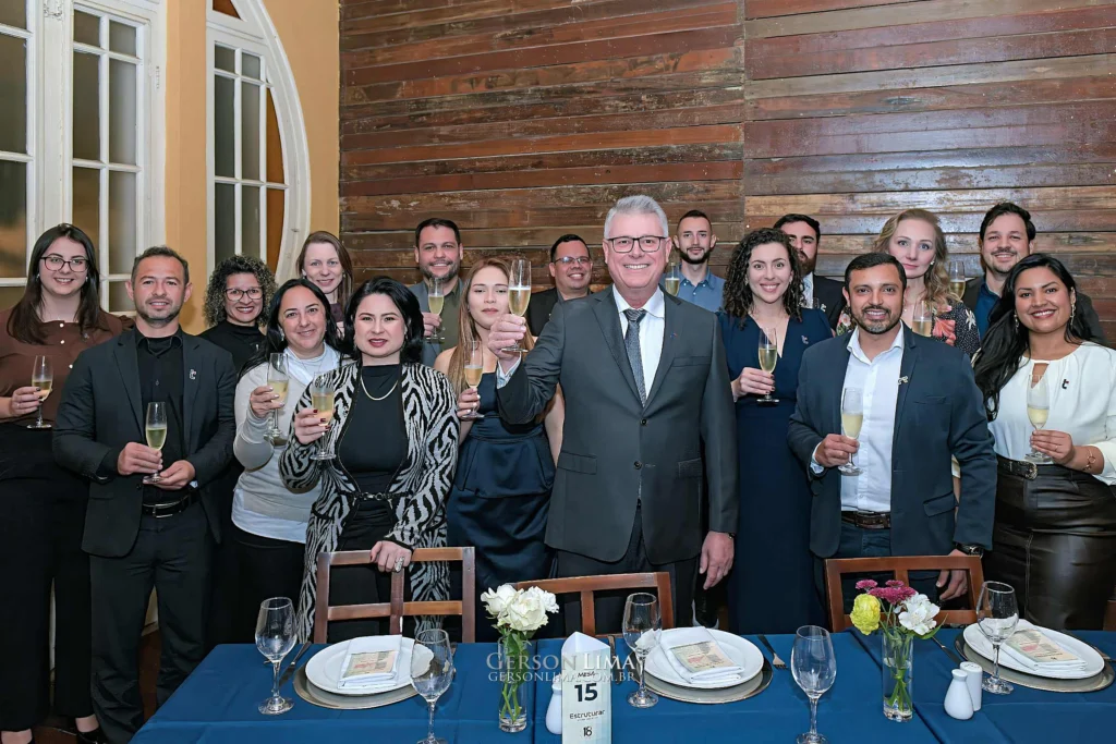 Estruturar Imóveis Comerciais celebra 18 anos de atuação